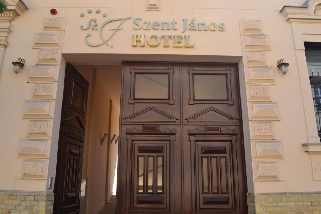 سيغيد Szent Janos Hotel المظهر الخارجي الصورة